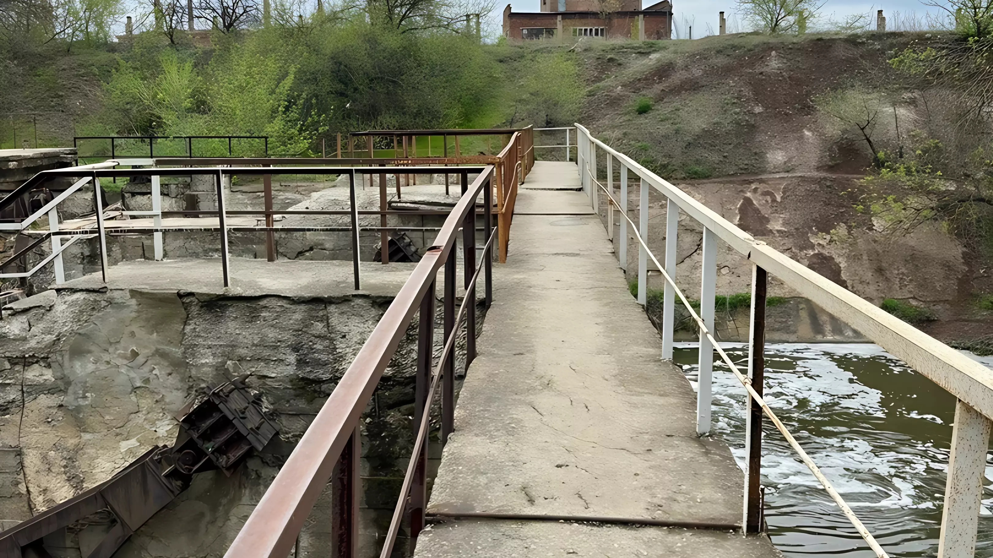 Плотина в Красном Сулине Ростовской области давно требует ремонта